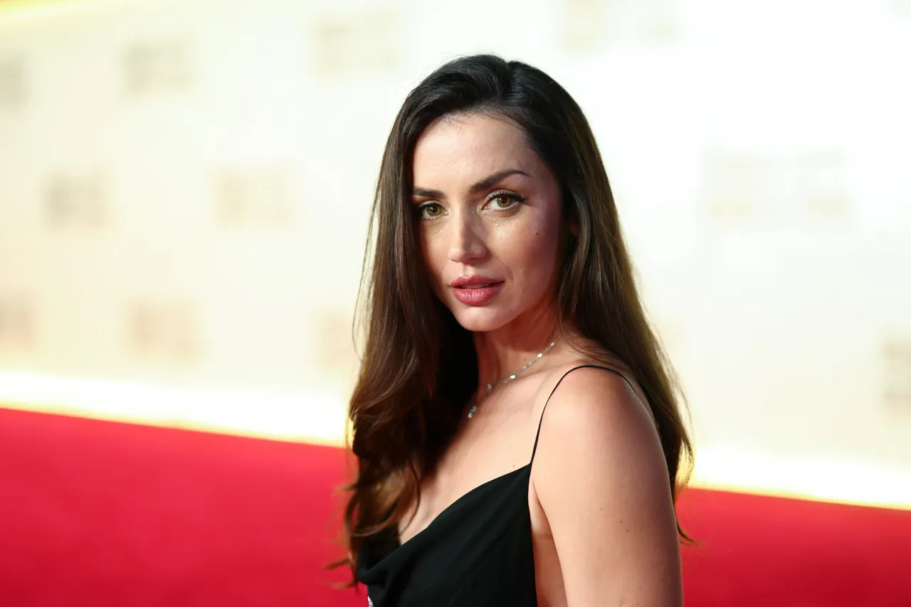 100+ ảnh ana de armas đẹp quyến rũ · ảnh 3
