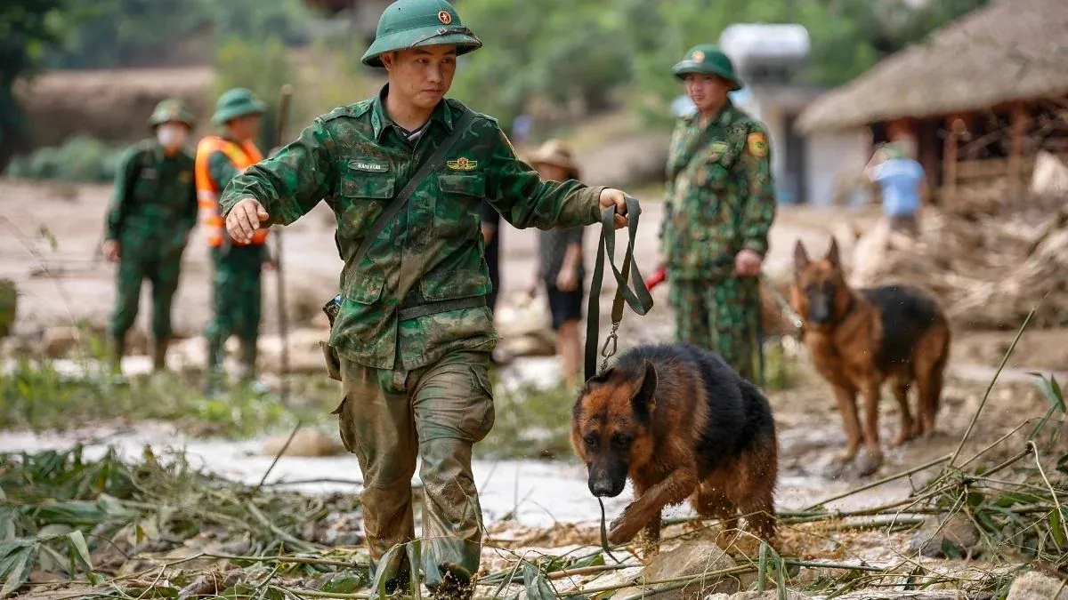100+ ảnh chú bộ đội đẹp nhất: Khoảnh khắc cảm động đáng nhớ