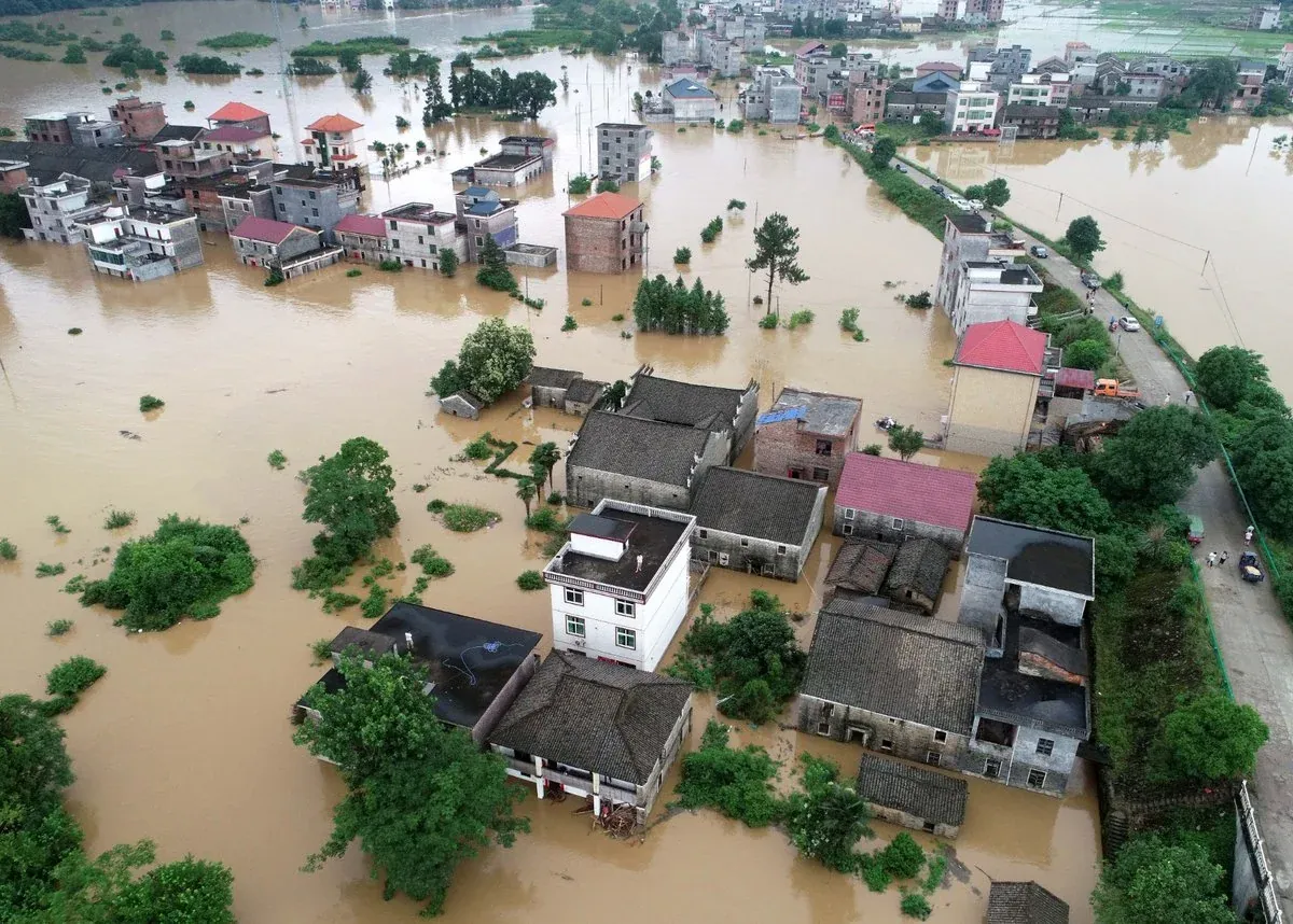 Hình Ảnh Lũ Lụt: 50+ Khung Hình Ấn Tượng Về Thiên Tai Kinh Hoàng · ảnh 3